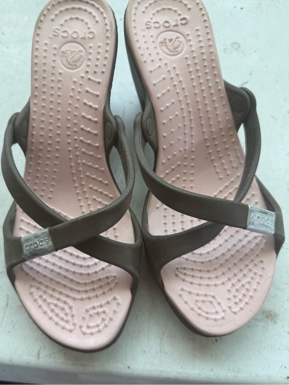 Crocs Cyprus Wedge Sandals Brown Pink Comfort Heels Women’s Size 7 - Picture 8 of 11